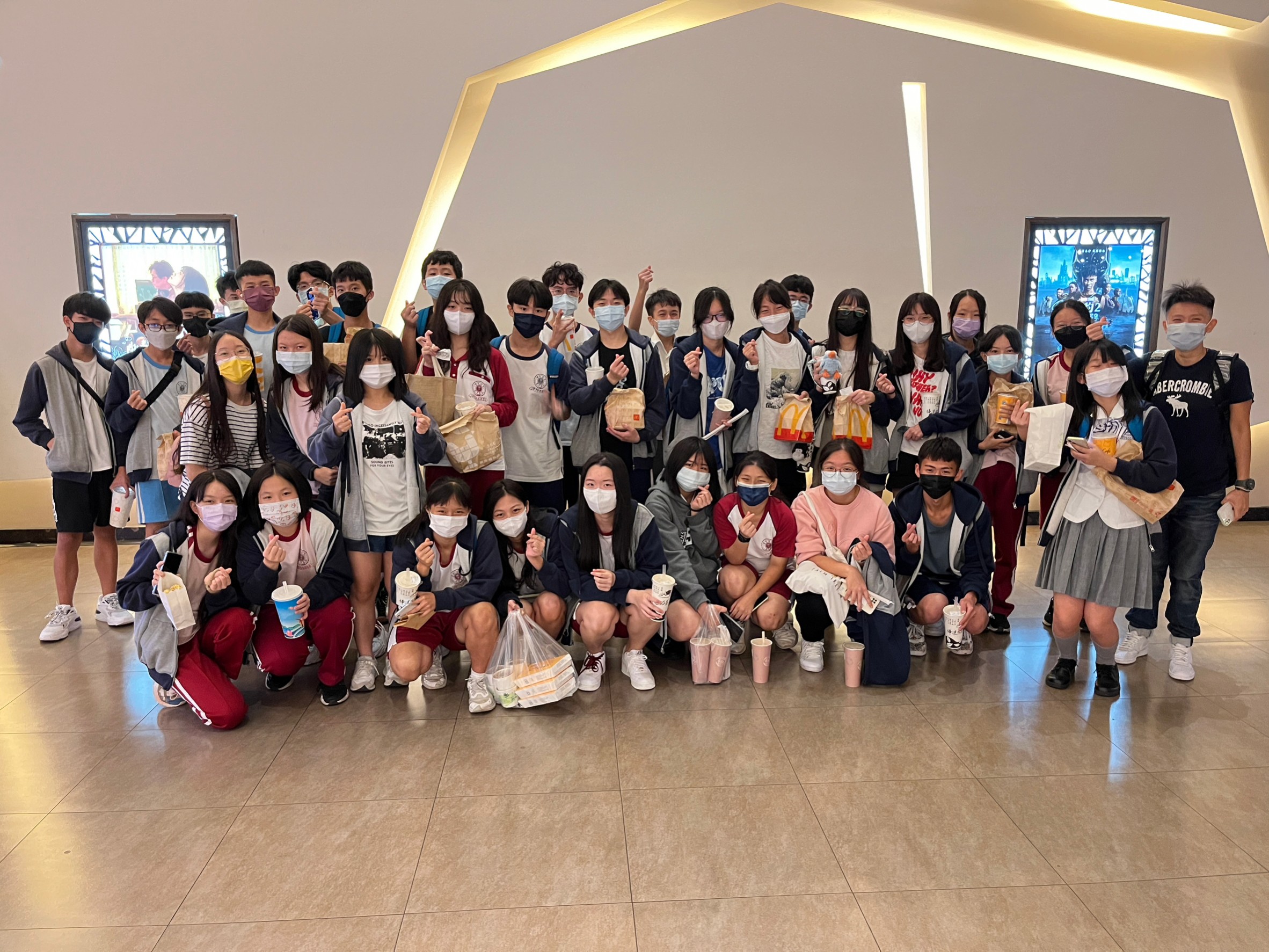 111學年度上學期住宿生第一次成績達標獎勵電影欣賞活動