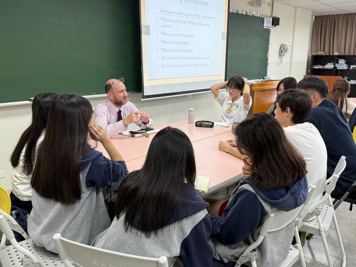 多元選修-114.10.23 文化美食課程講座【大學部國際生交流】