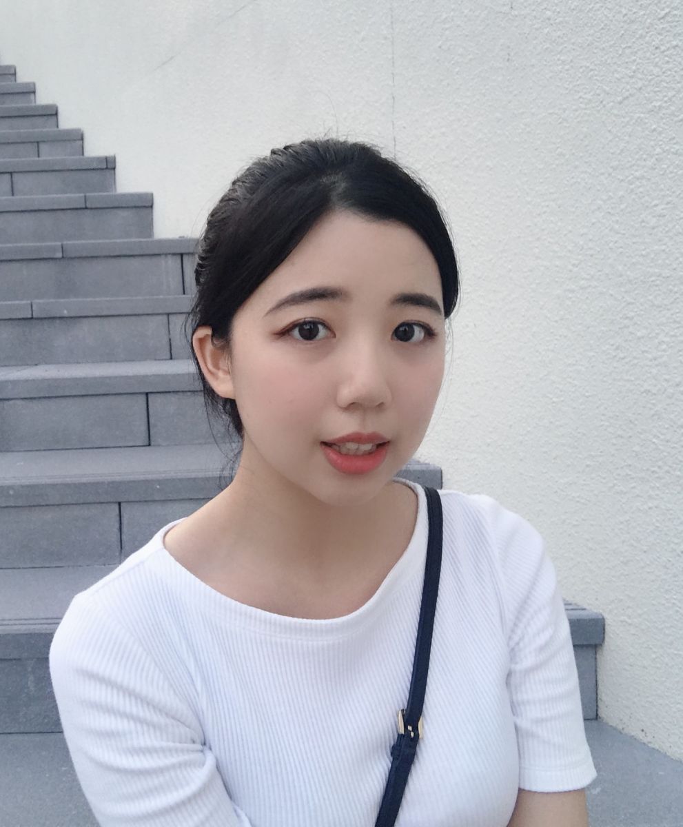 國際教育處助理 廖小姐